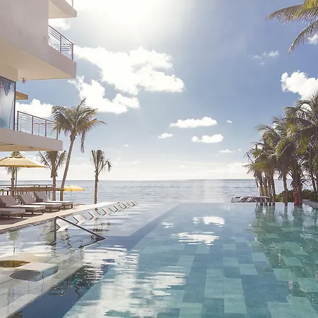 The Fives Oceanfront