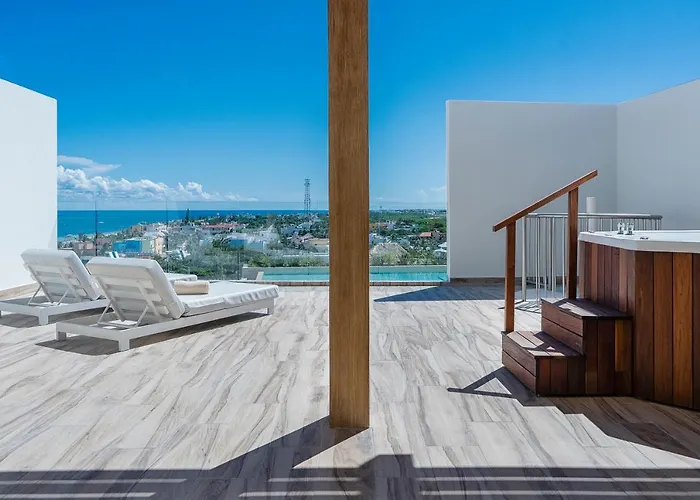 The Fives Oceanfront 5*
