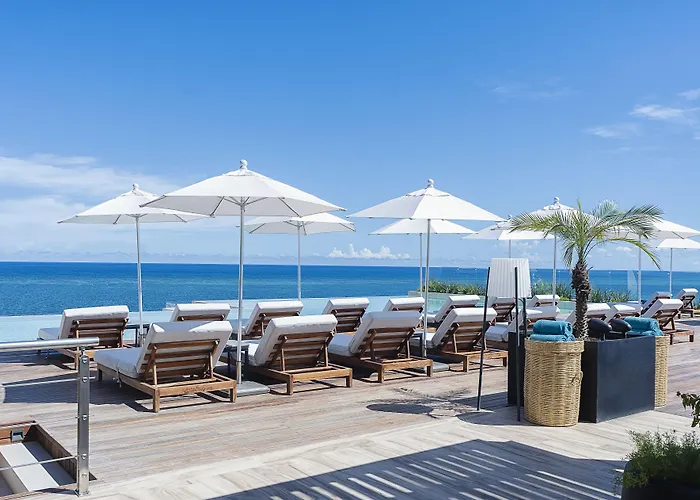 The Fives Oceanfront