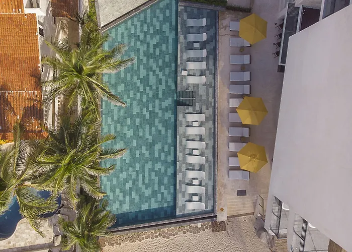 The Fives Oceanfront Puerto Morelos