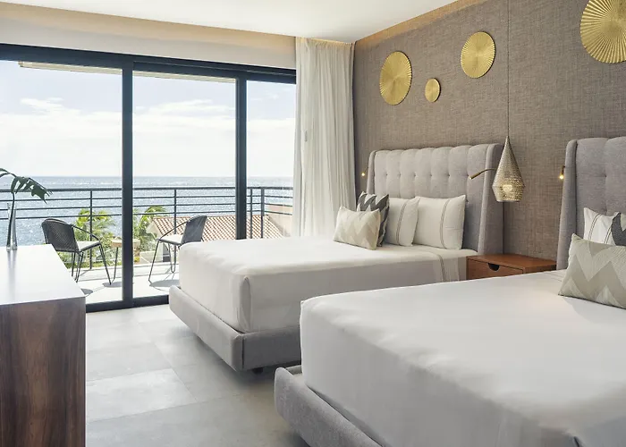 The Fives Oceanfront Hotel