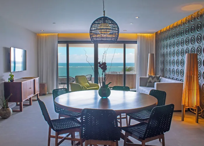 The Fives Oceanfront Hotel
