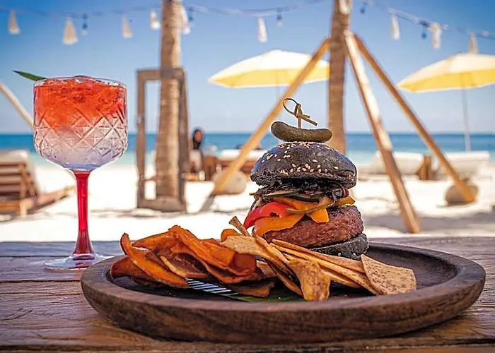 The Fives Oceanfront Puerto Morelos