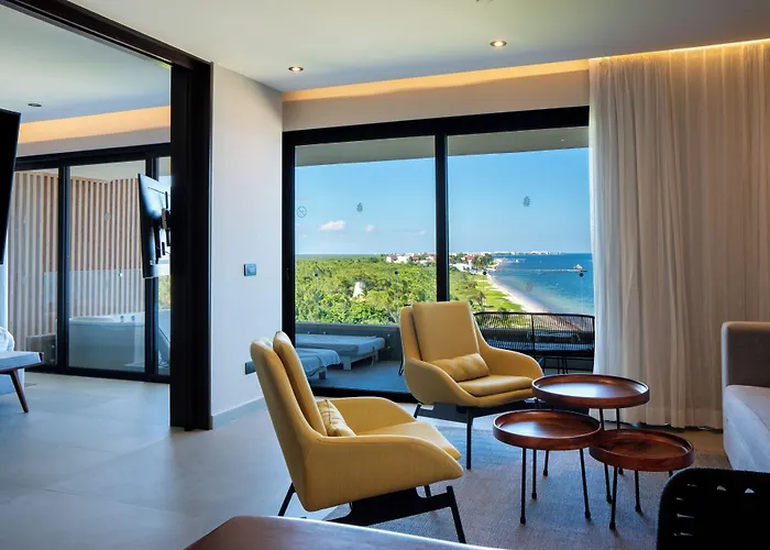 Hotel The Fives Oceanfront Puerto Morelos